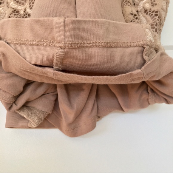 Bebe Bodycon Cocktail Dress w/ Lace, Size S, Taupe/Beige - Picture 8 of 12